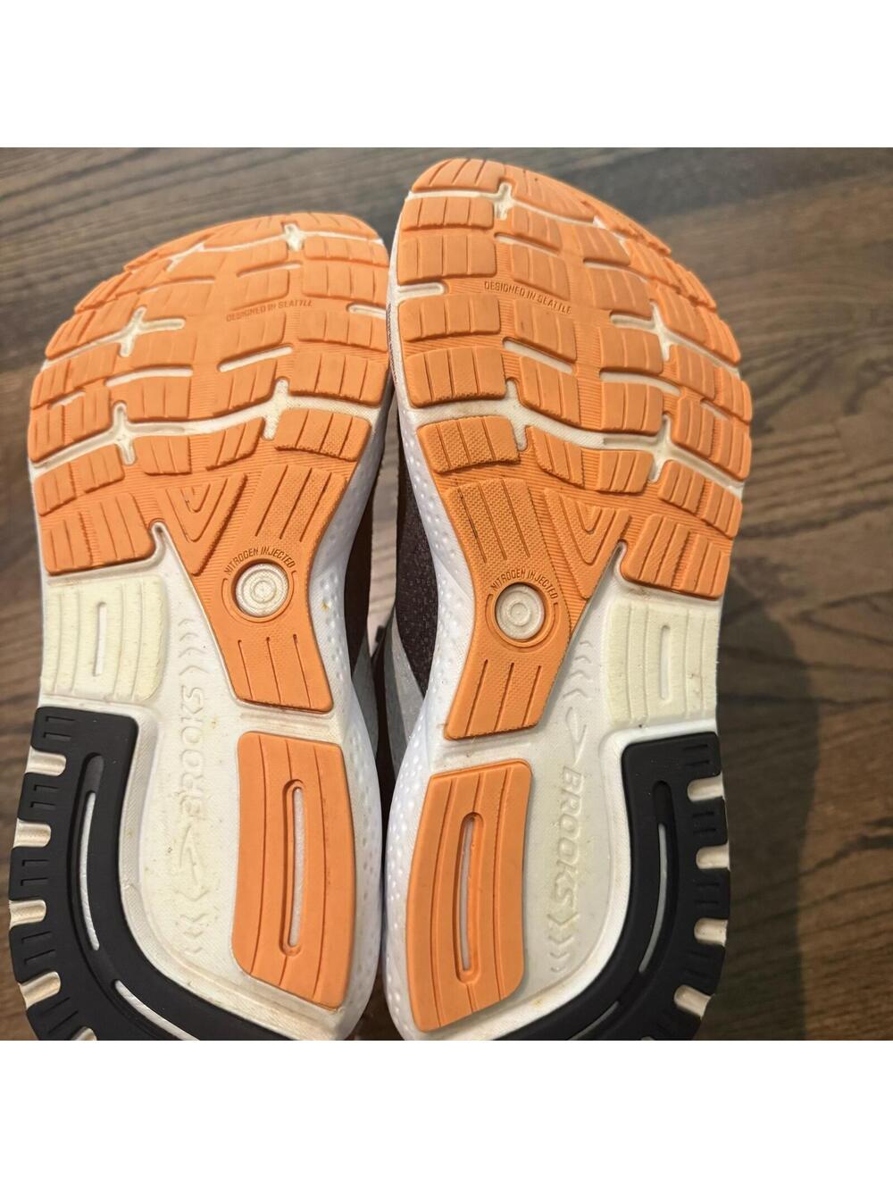 Brooks Ghost 16 Neutral Men's Black White Orange Running Shoes Size 10 - Picture 8 of 9